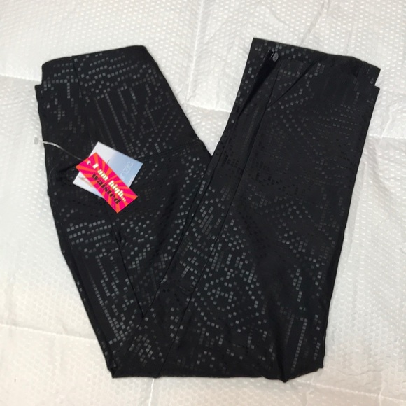 Onzie High Waisted Capri - Picture 1 of 2